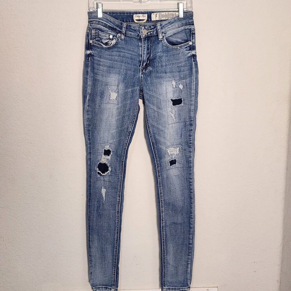 Indigo Rein Womens Jr Size 3 Medium Wash Low Rise Distressed Skinny Jeans